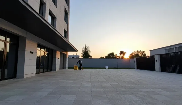 开荒保洁常见问题及实用应对策略